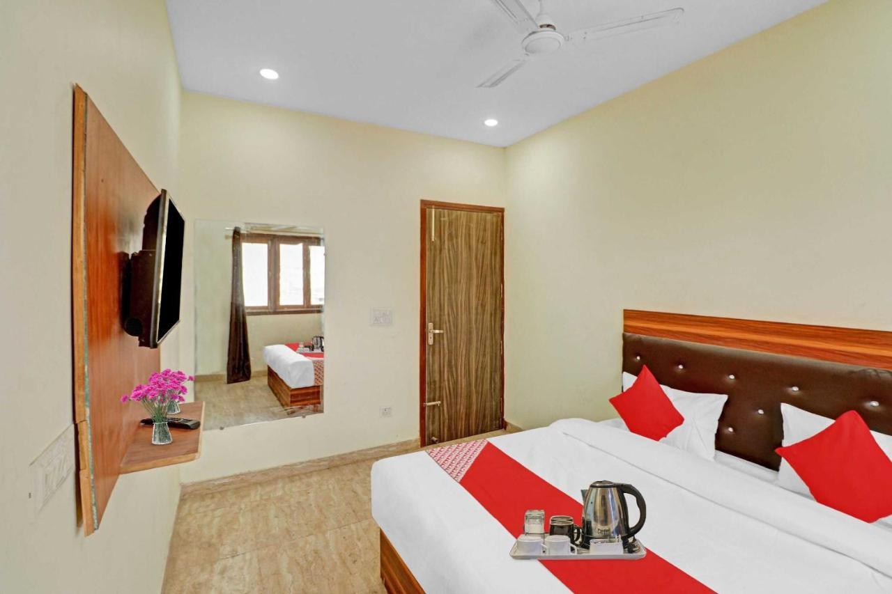 Hotel O Moonshine Near Mohan Estate Metro Station Új-Delhi Kültér fotó