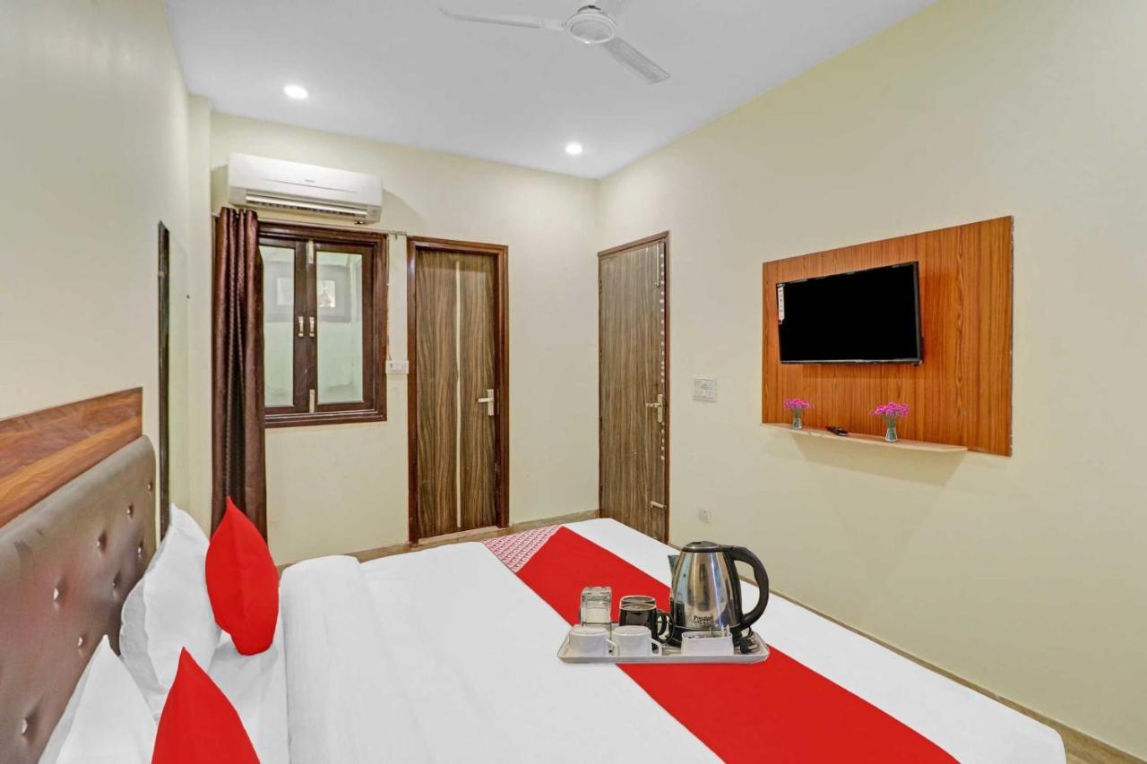 Hotel O Moonshine Near Mohan Estate Metro Station Új-Delhi Kültér fotó
